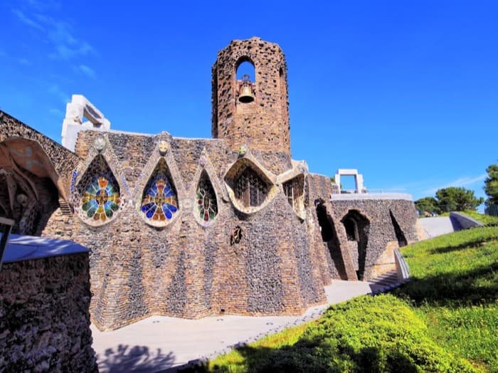 Cripta di Gaudì nella Colonia Guell