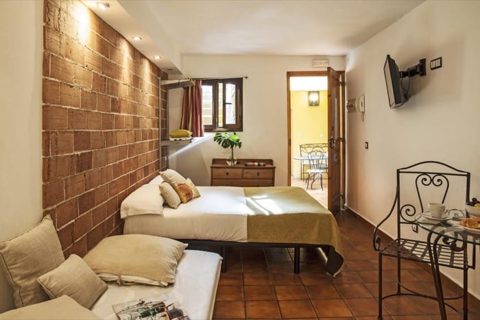 ainB las ramblas guardia apartments