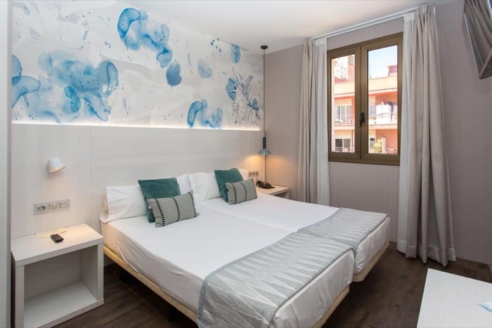 hostal operaramblas